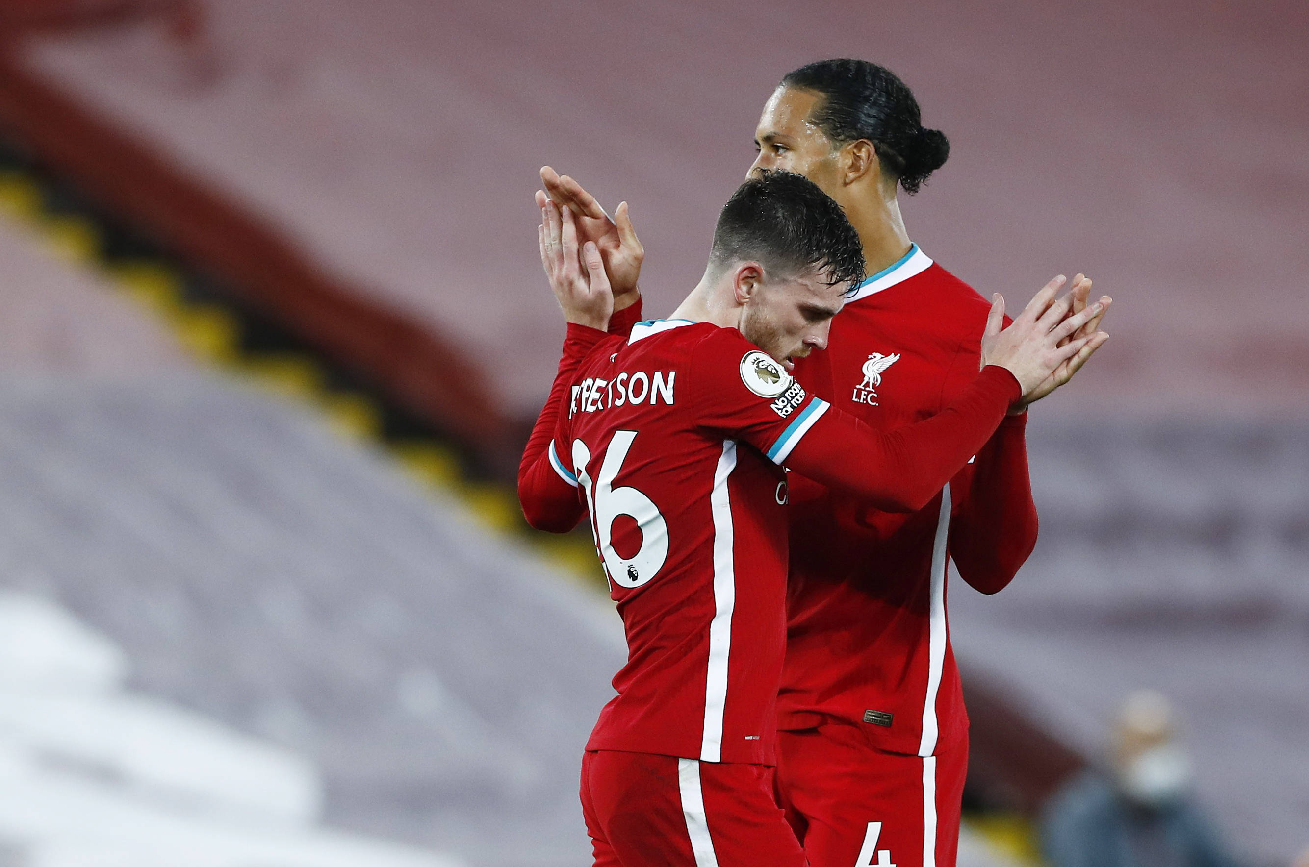 年中国足球 年中国足球