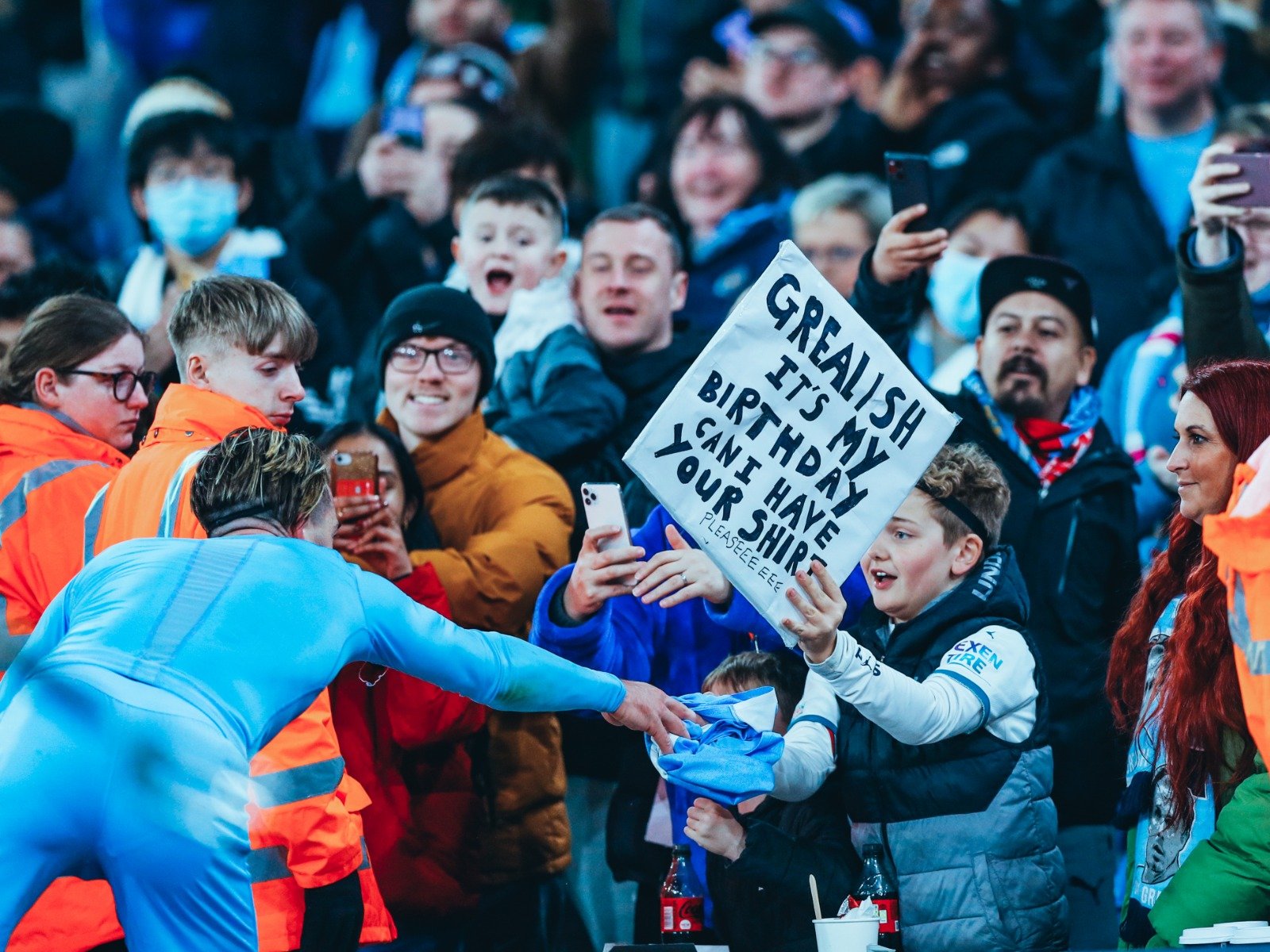 其屹立不倒 其屹立不倒